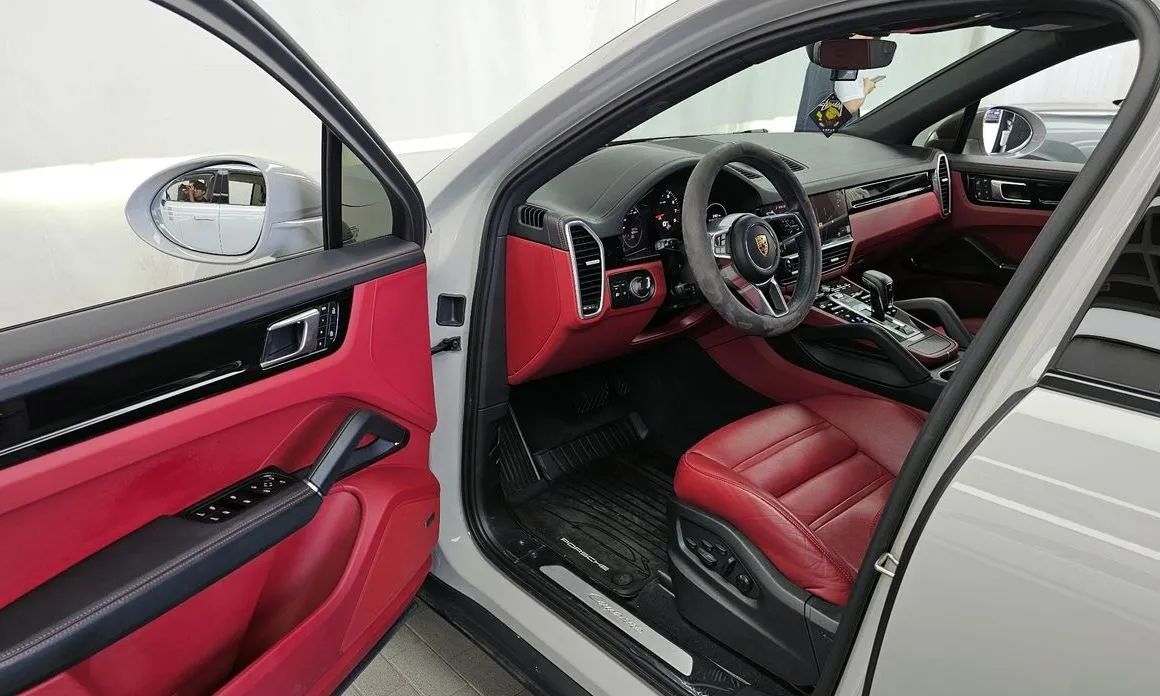 Porsche Cayenne 2023 из KR, фото 4