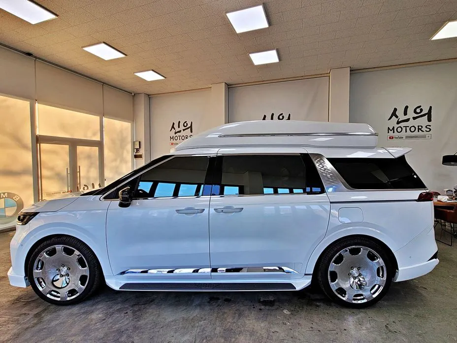 Kia Carnival — фото 4