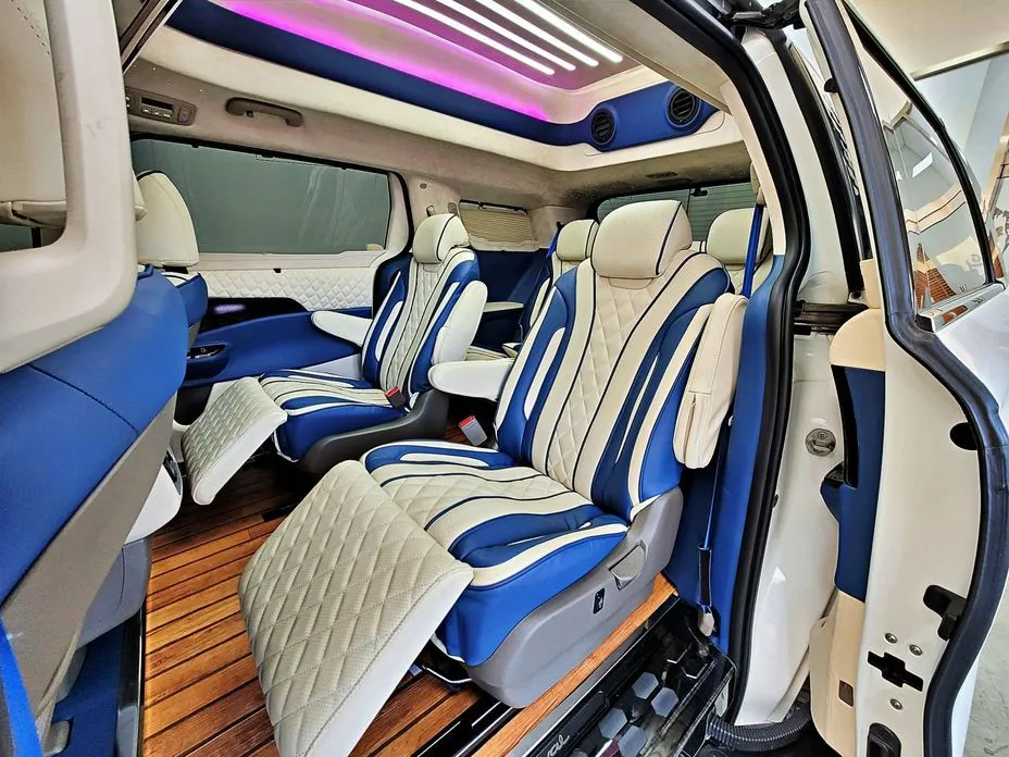 Kia Carnival — фото 10