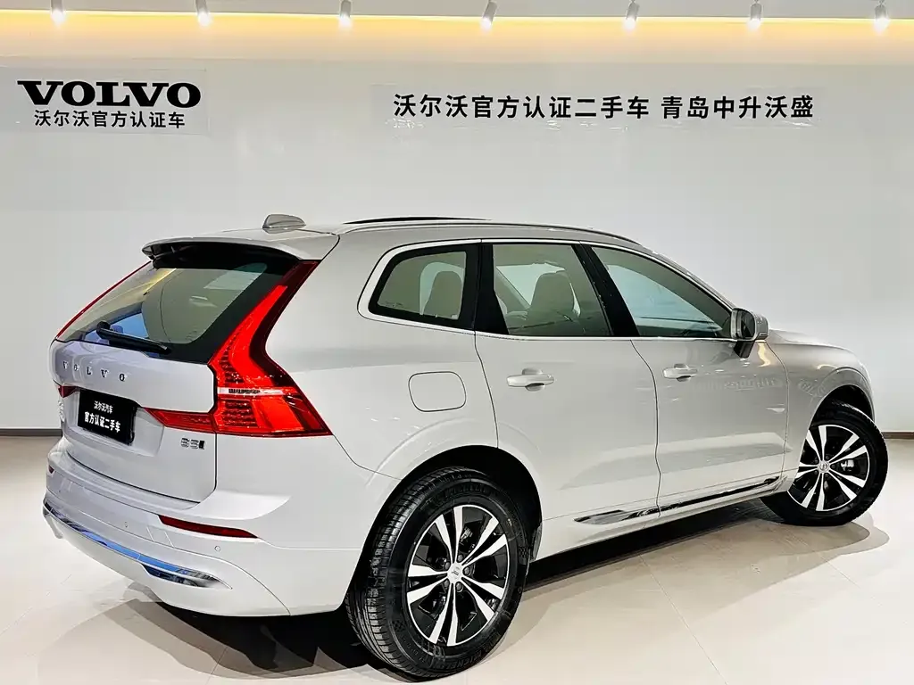 Volvo XC60 — фото 7