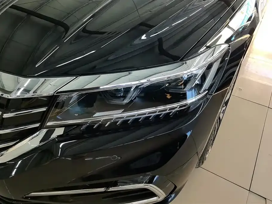 Volkswagen Passat — фото 9