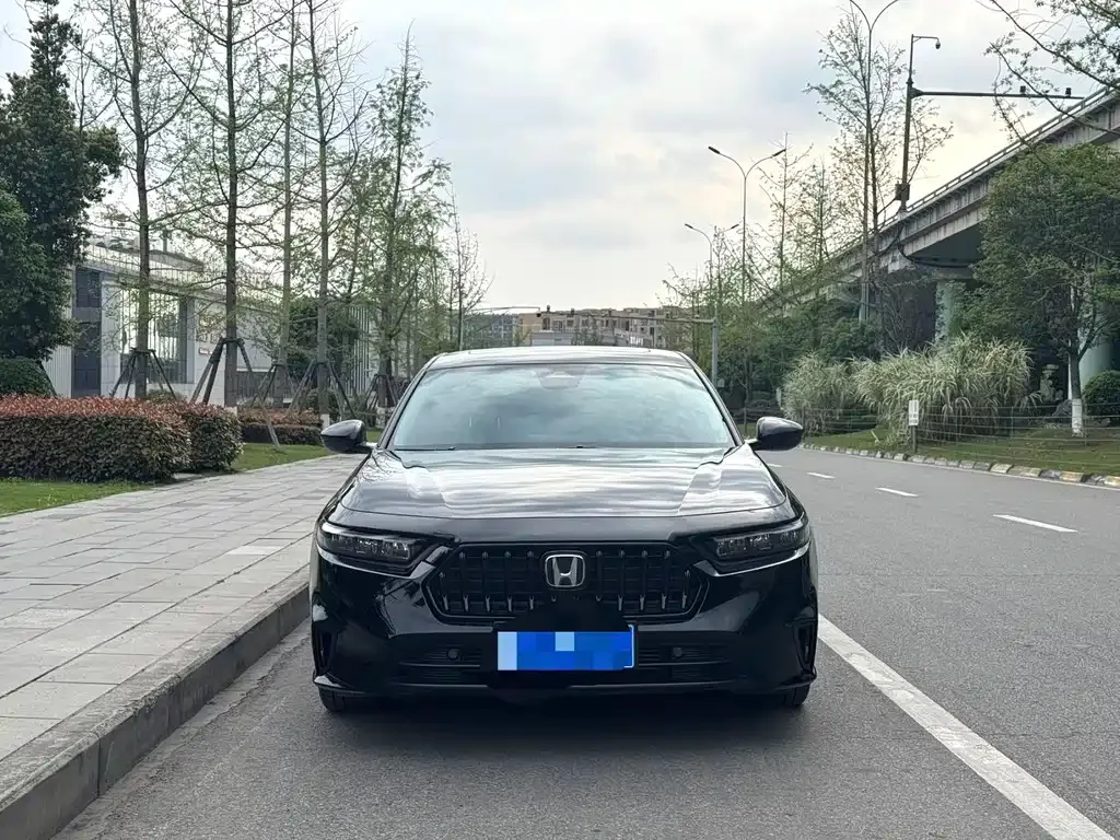 Honda Inspire — фото 3