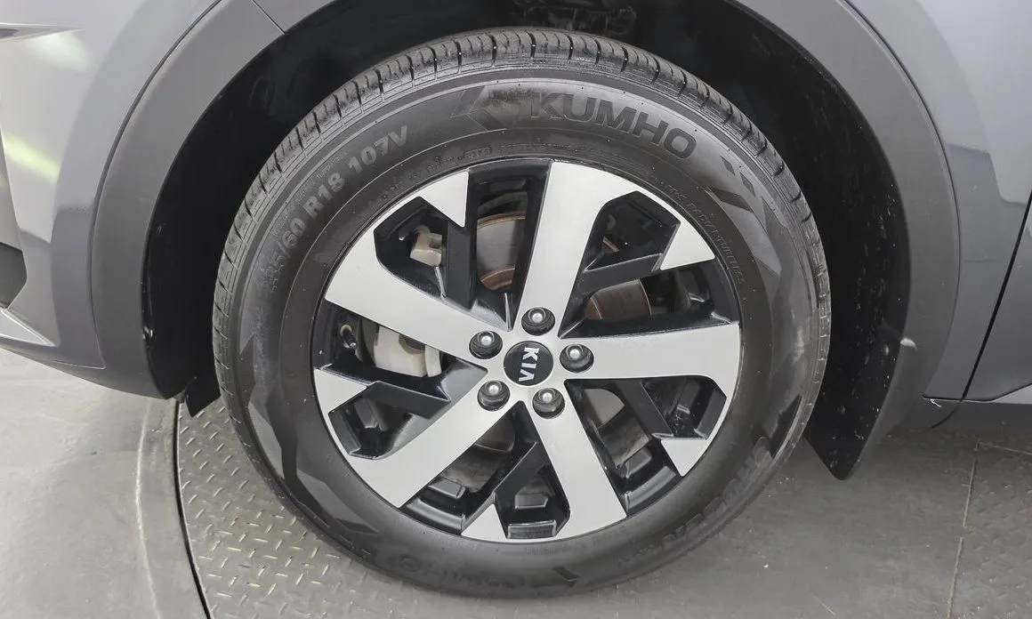 Kia Sorento — фото 5