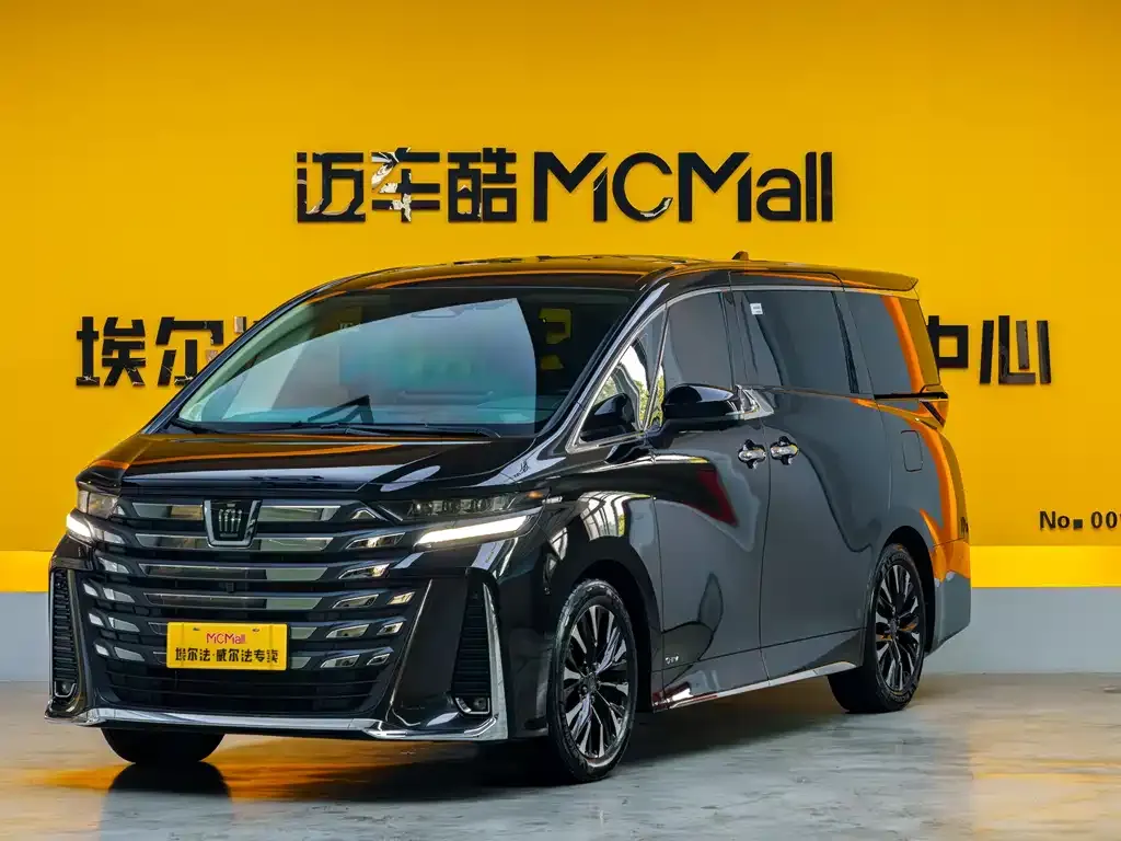 Toyota Vellfire — фото 1