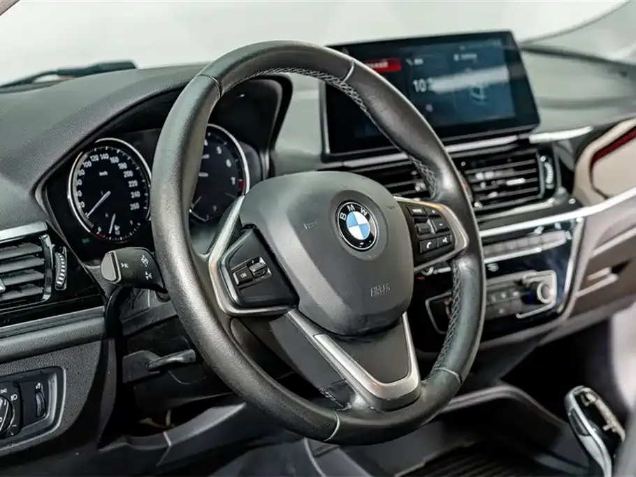 BMW 1 Series 2022 из CN, фото 10