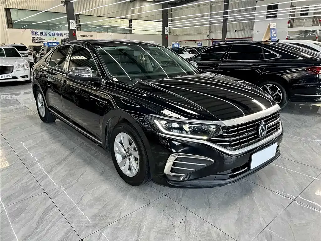 Volkswagen Passat — фото 2