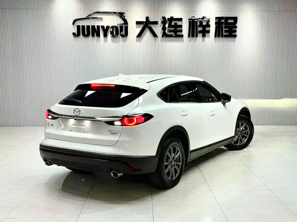 Mazda CX-4 — фото 6
