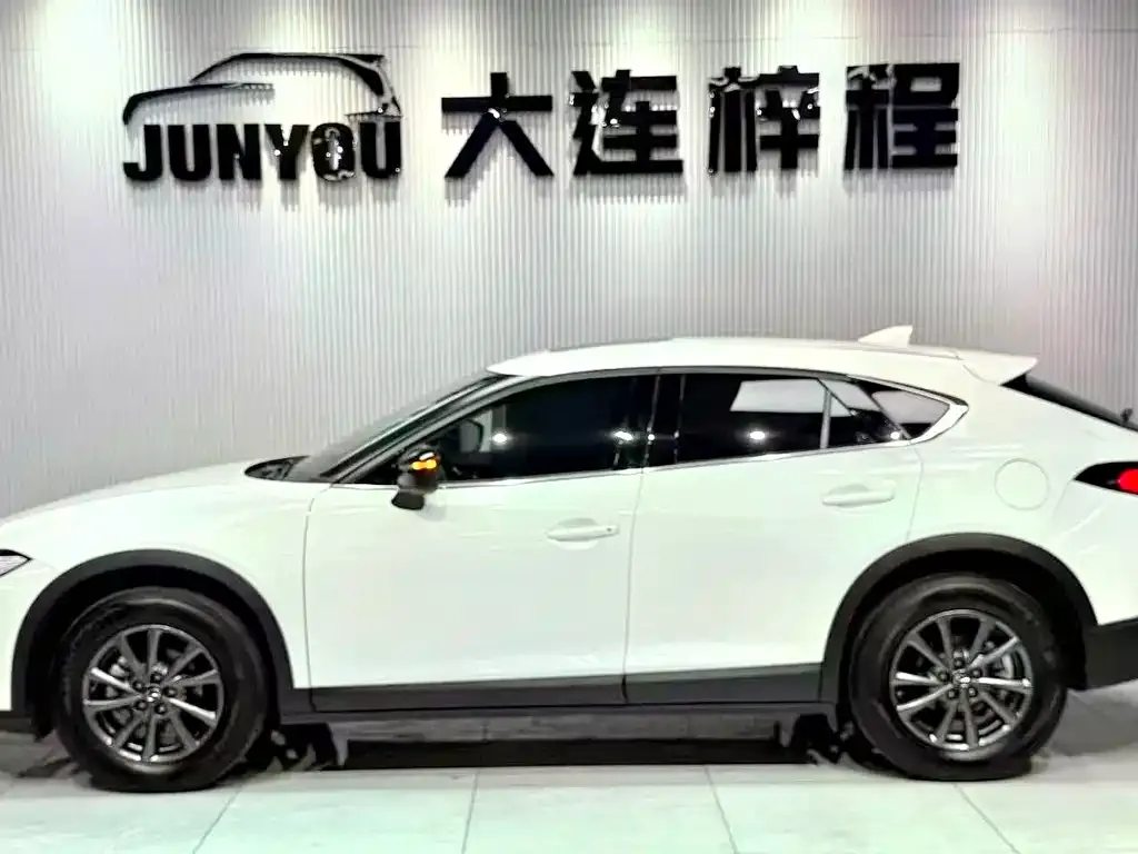 Mazda CX-4 — фото 2