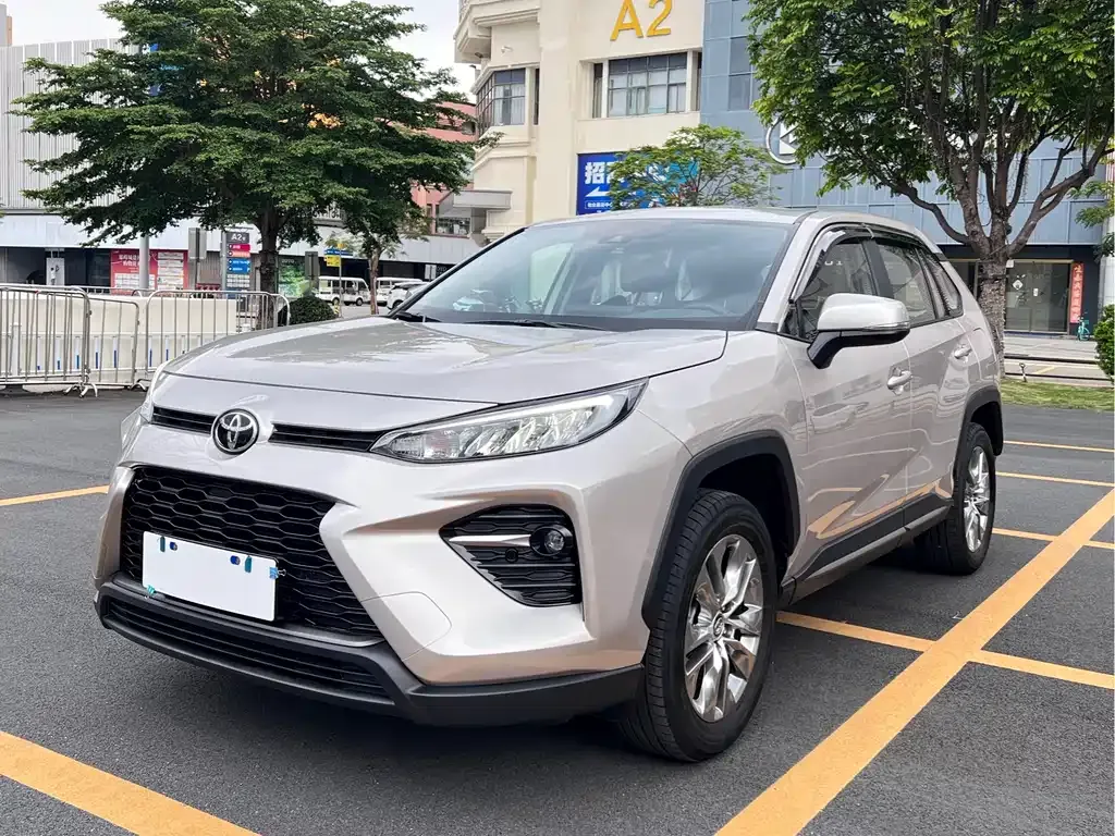 Toyota Wildlander — фото 1