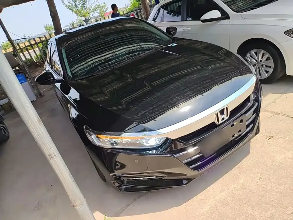 Honda Accord — фото 6