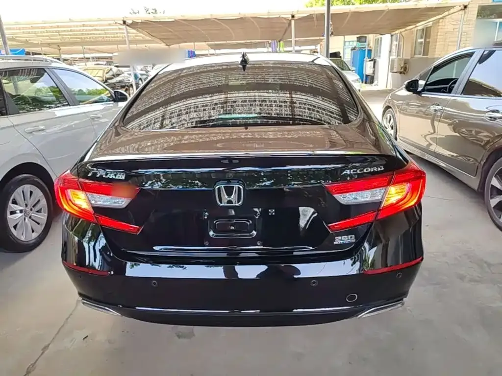 Honda Accord — фото 2