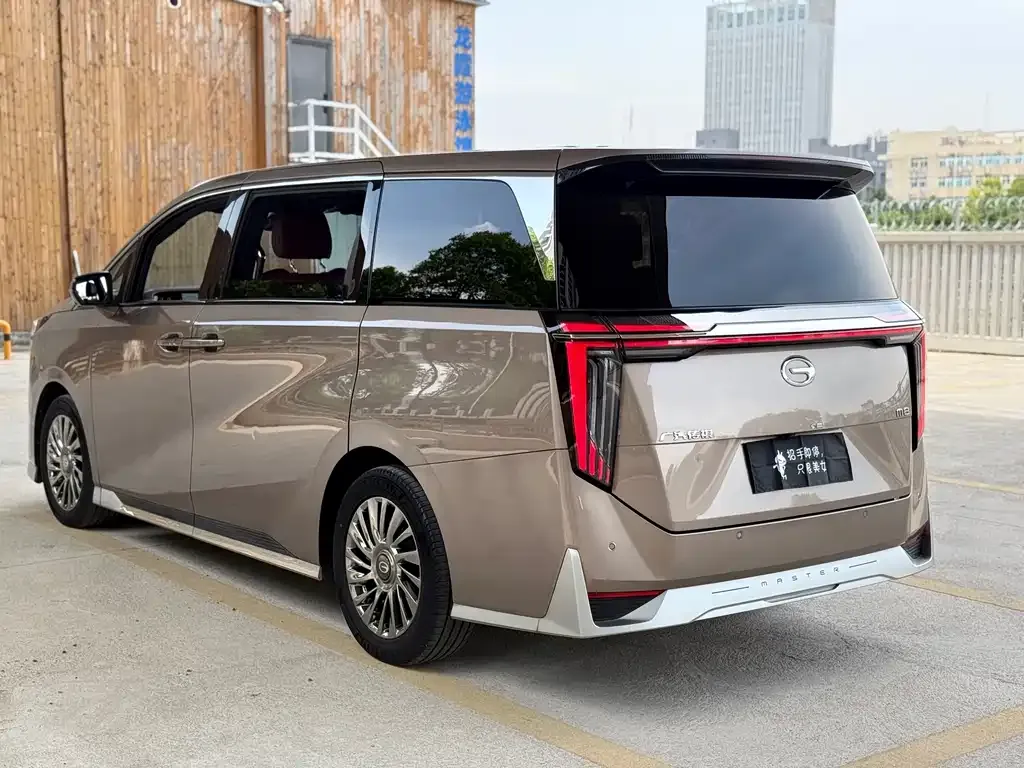 GAC Motor Trumpchi M8 — фото 2