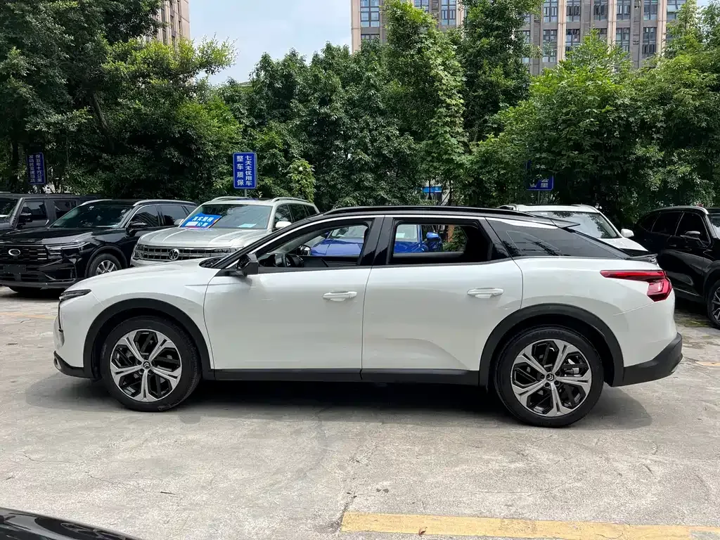 Citroen C5 X 2023 из CN, фото 9