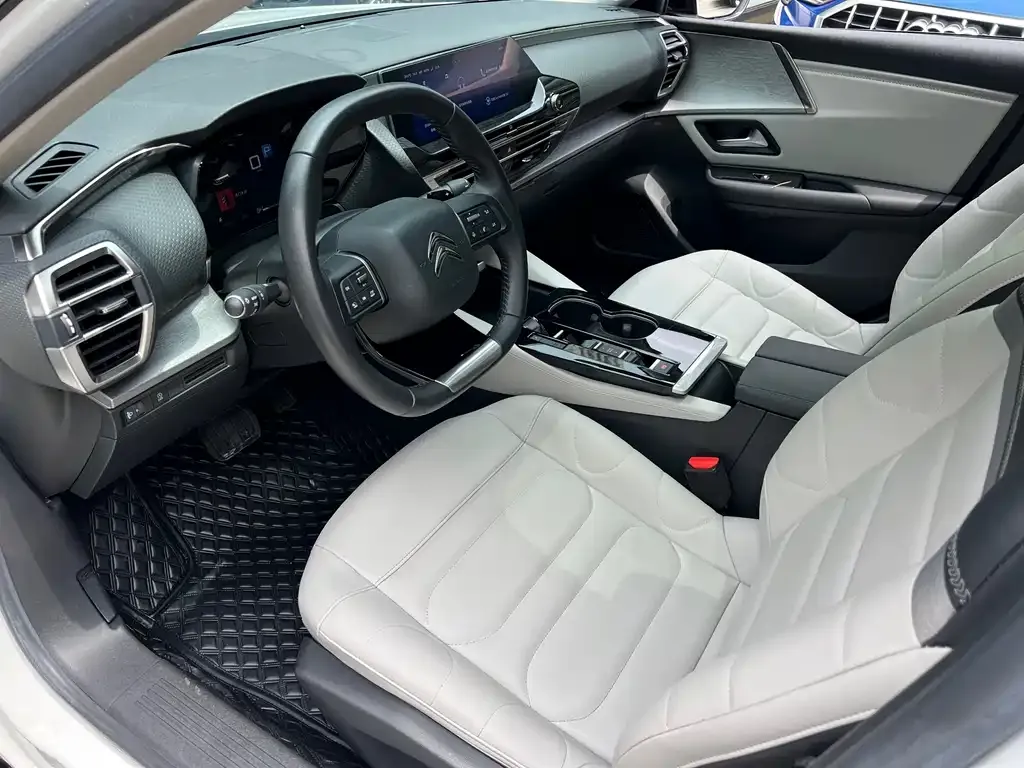Citroen C5 X 2023 из CN, фото 5