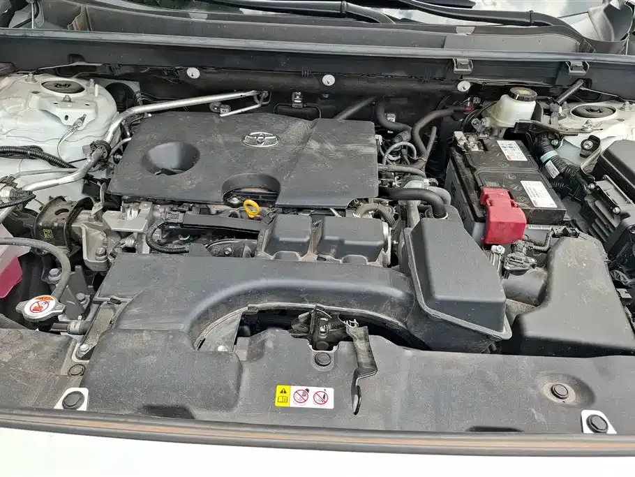 Toyota RAV4 2024 из CN, фото 6