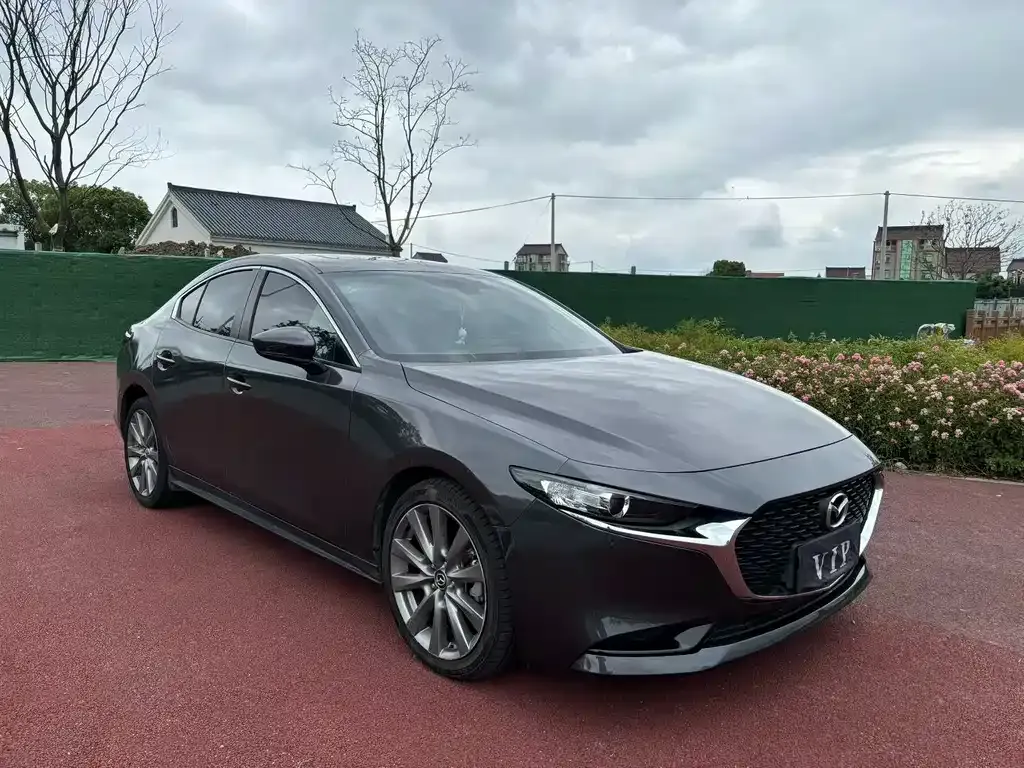 Mazda 3 Axela — фото 9