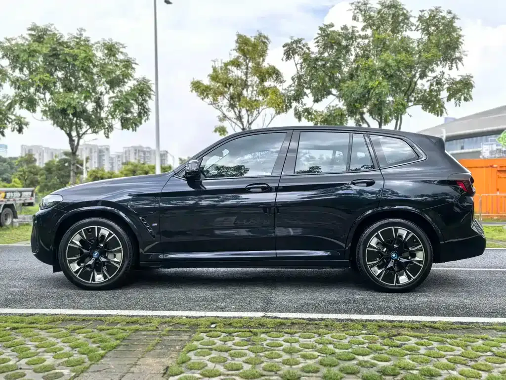 BMW iX3 2022 из CN, фото 3