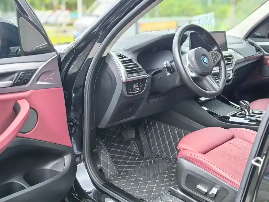 BMW iX3 2022 из CN, фото 4