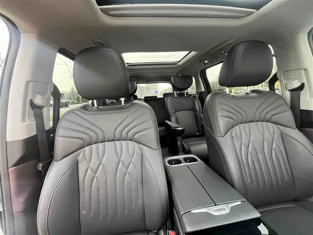 GAC Motor Trumpchi M8 — фото 2