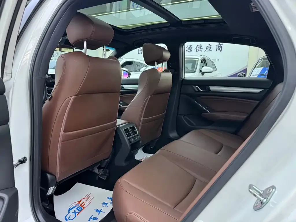 Honda Inspire — фото 4