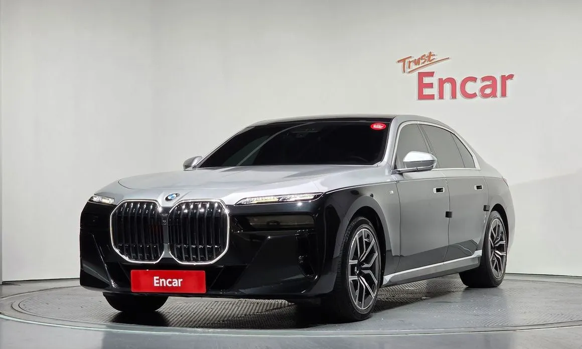BMW 7-Series 2023 из KR, фото 1
