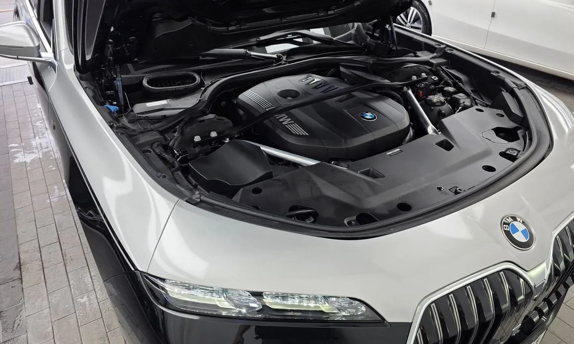 BMW 7-Series 2023 из KR, фото 6