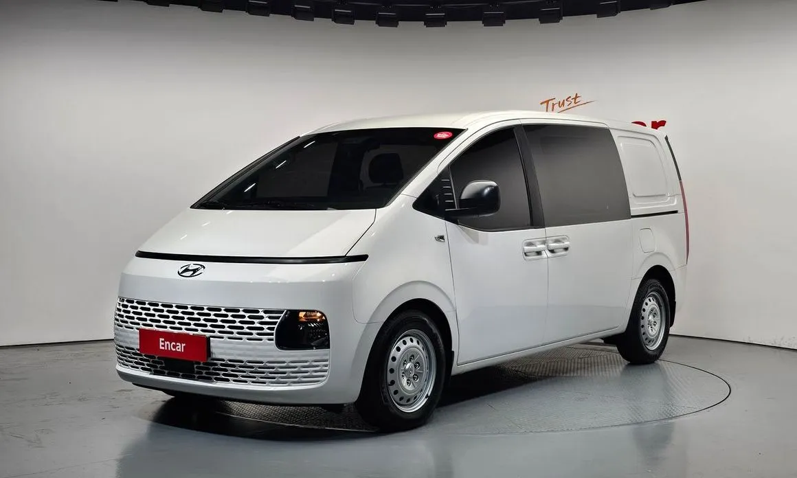 Hyundai Staria 2022 из KR, фото 1