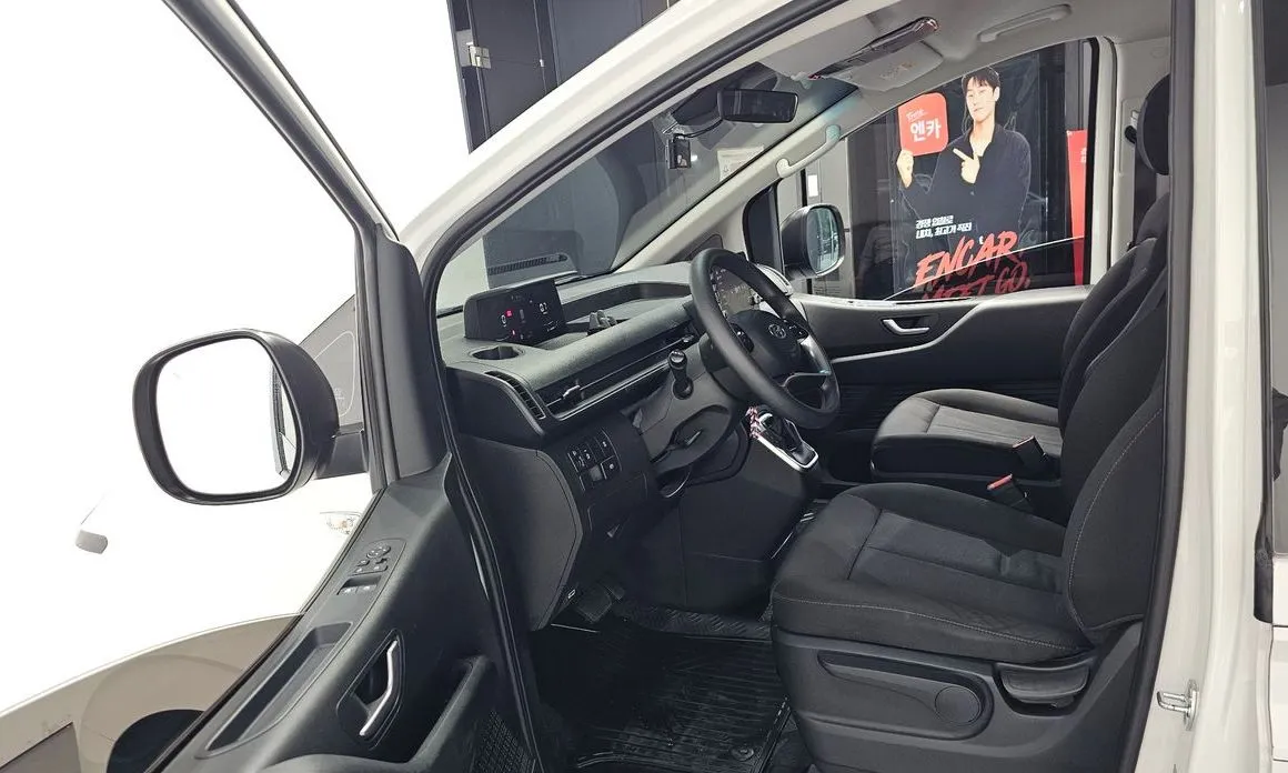 Hyundai Staria 2022 из KR, фото 8