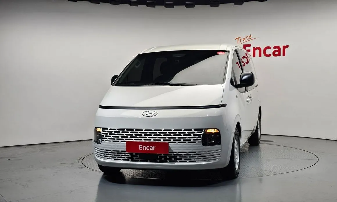 Hyundai Staria 2022 из KR, фото 3