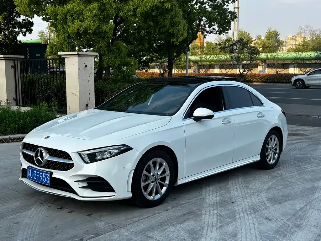 Mercedes-Benz A-Class — фото 1