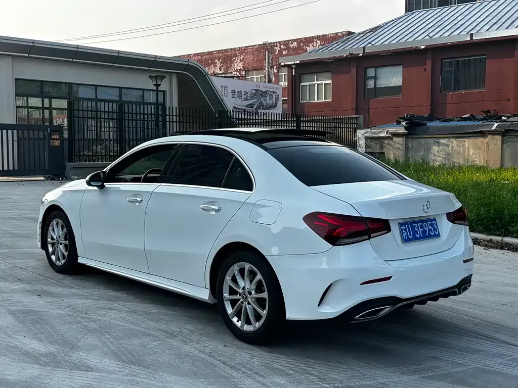 Mercedes-Benz A-Class — фото 2