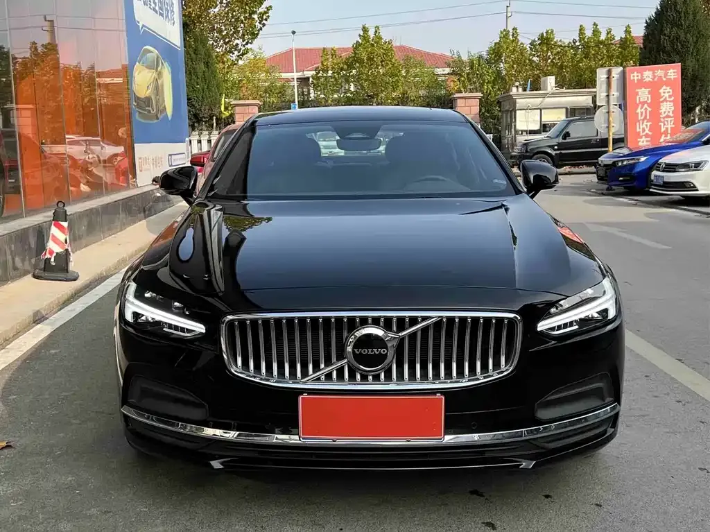 Volvo S90 — фото 3