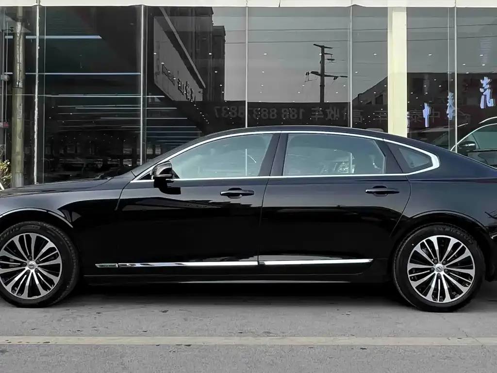 Volvo S90 — фото 9