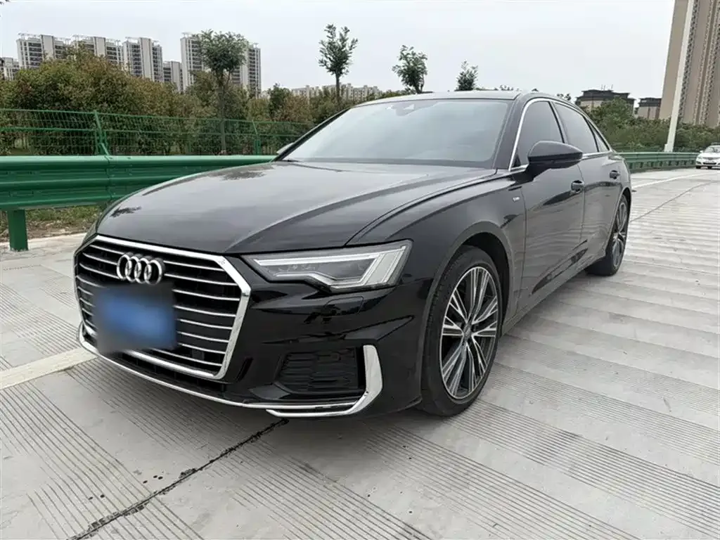 Audi A6L — фото 2