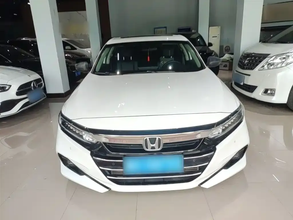 Honda Accord — фото 3