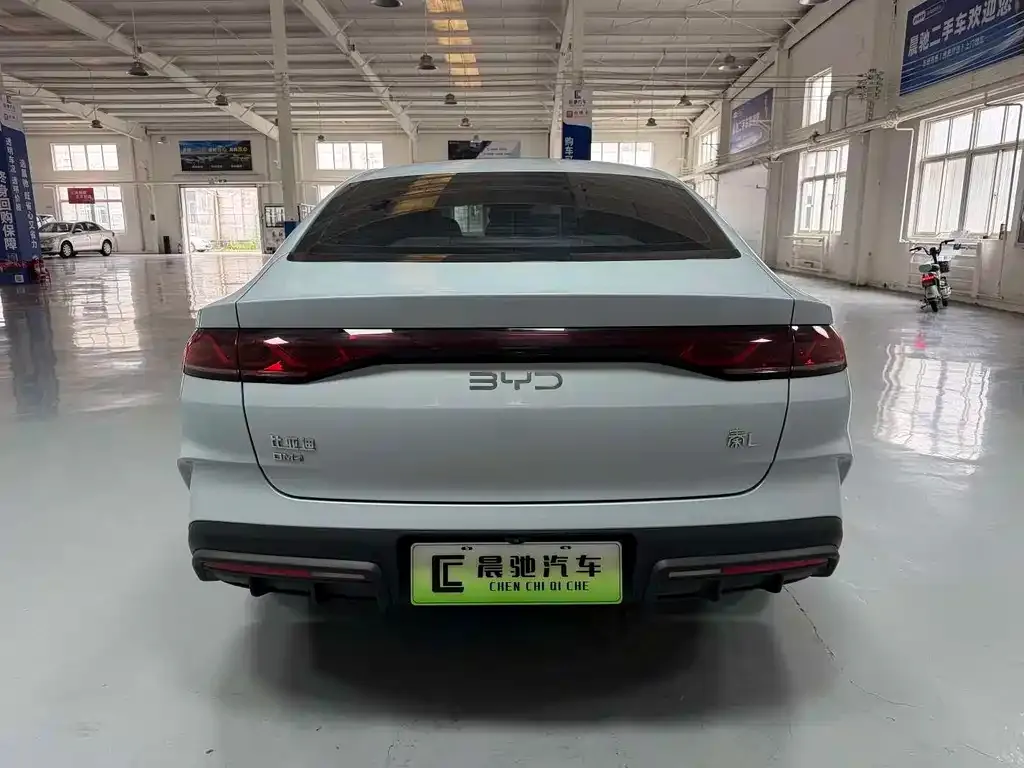 BYD Qin L — фото 10