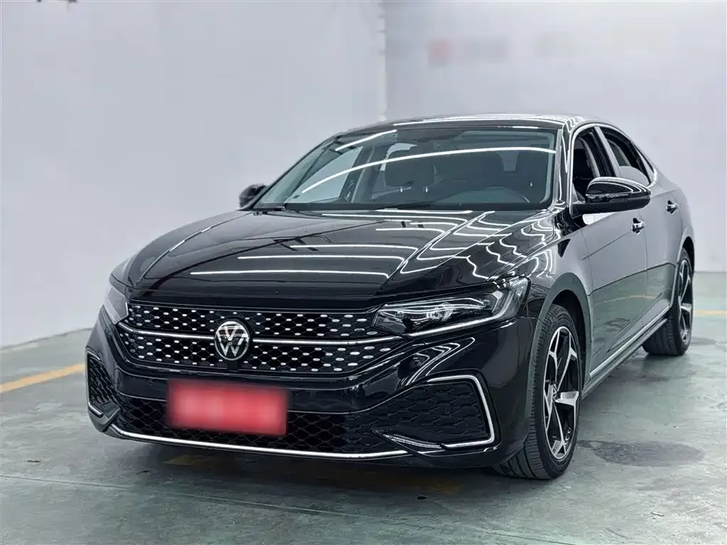 Volkswagen Passat — фото 6