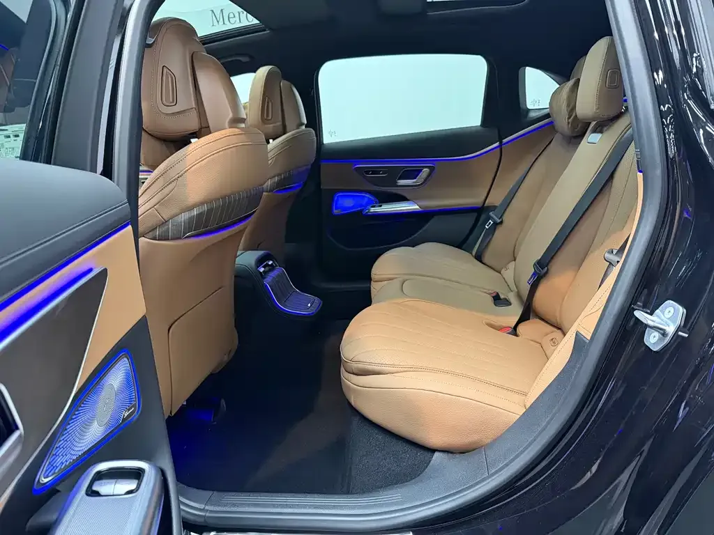 Mercedes-Benz E-Class New Energy — фото 4