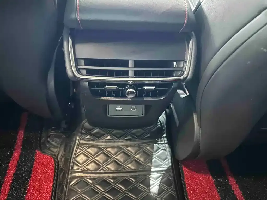 Ford Evos 2024 из CN, фото 5