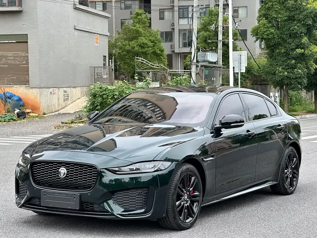 Jaguar XEL — фото 1