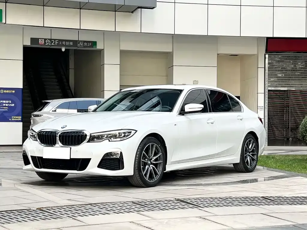 BMW 3 Series — фото 1