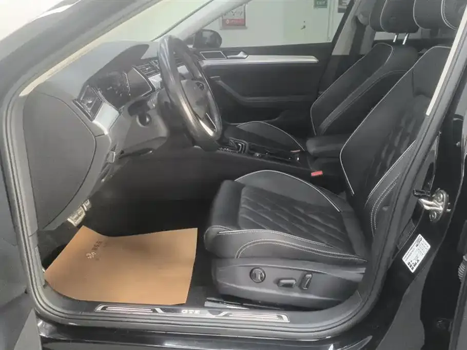 Volkswagen Magotan GTE PHEV 2023 из CN, фото 5