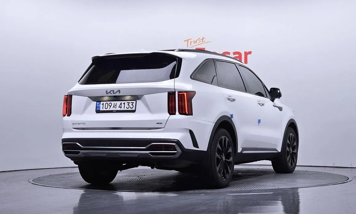 Kia Sorento 2023 из KR, фото 3