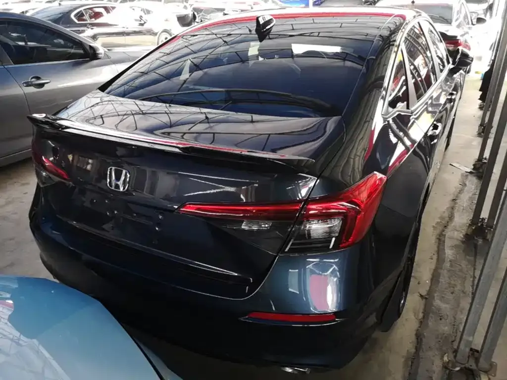 Honda Civic — фото 5