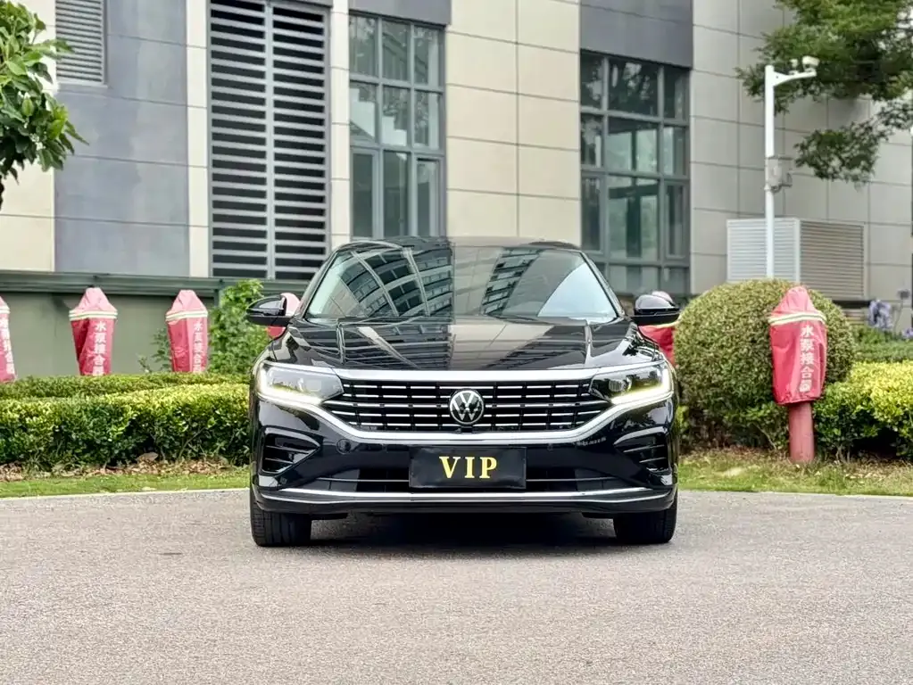 Volkswagen Passat — фото 5