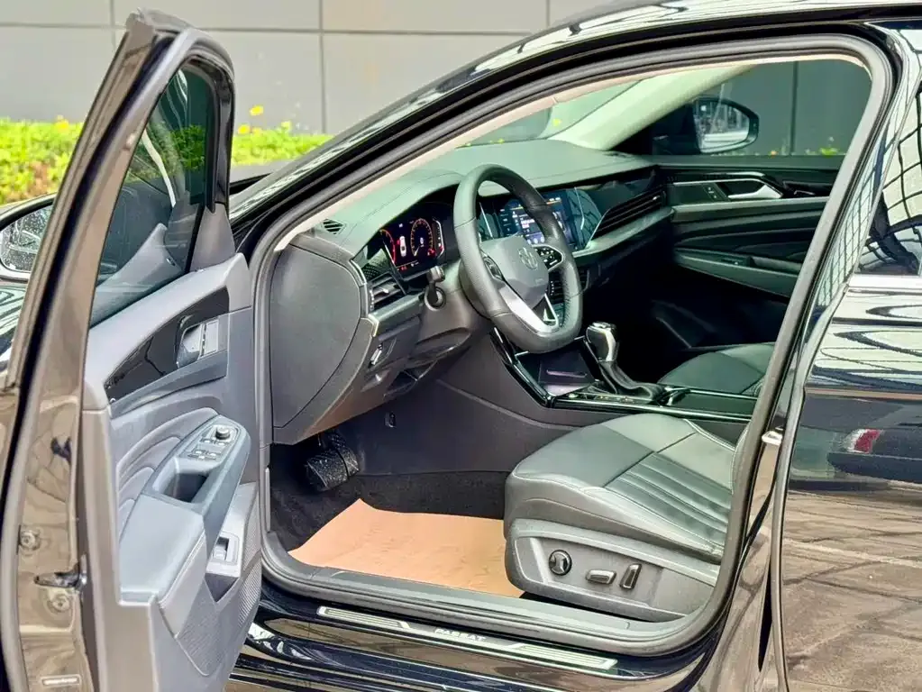 Volkswagen Passat — фото 8