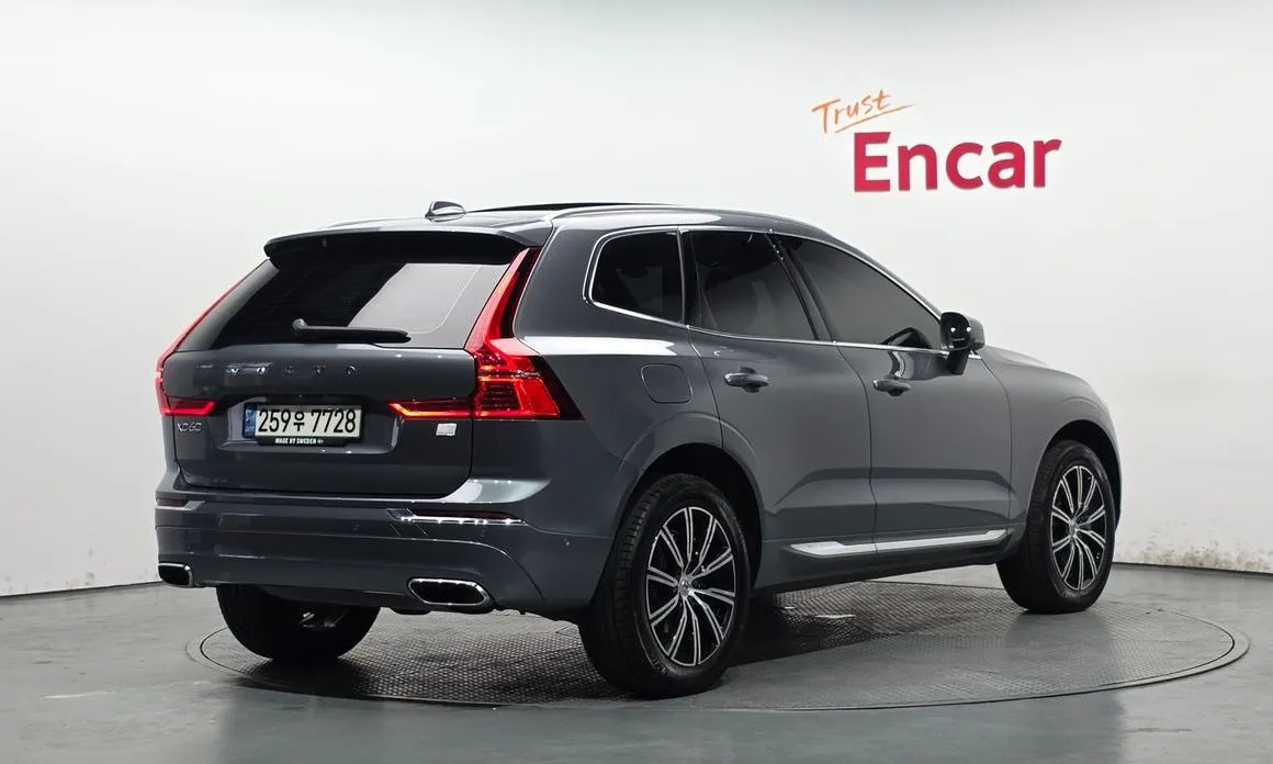 Volvo XC60 2021 из KR, фото 3