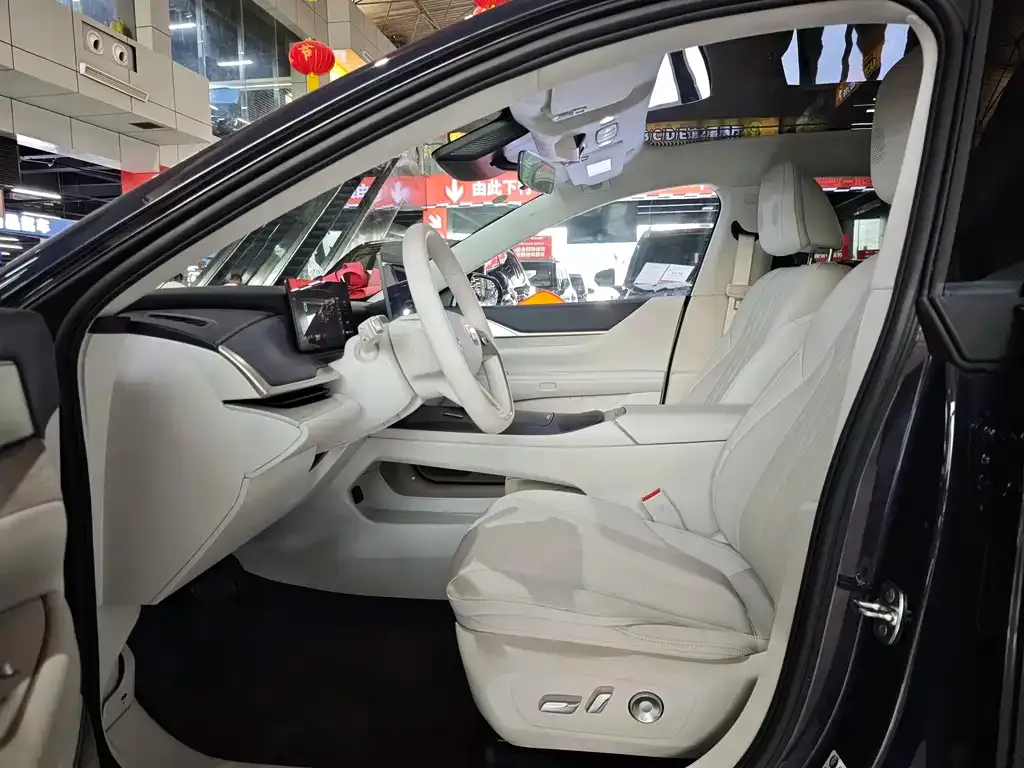 Buick Electra L7 2025 из CN, фото 10