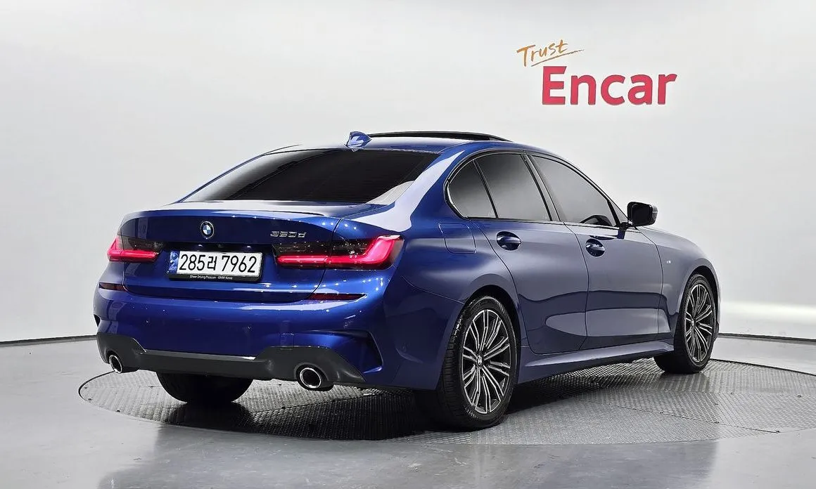 BMW 3-Series 2021 из KR, фото 3