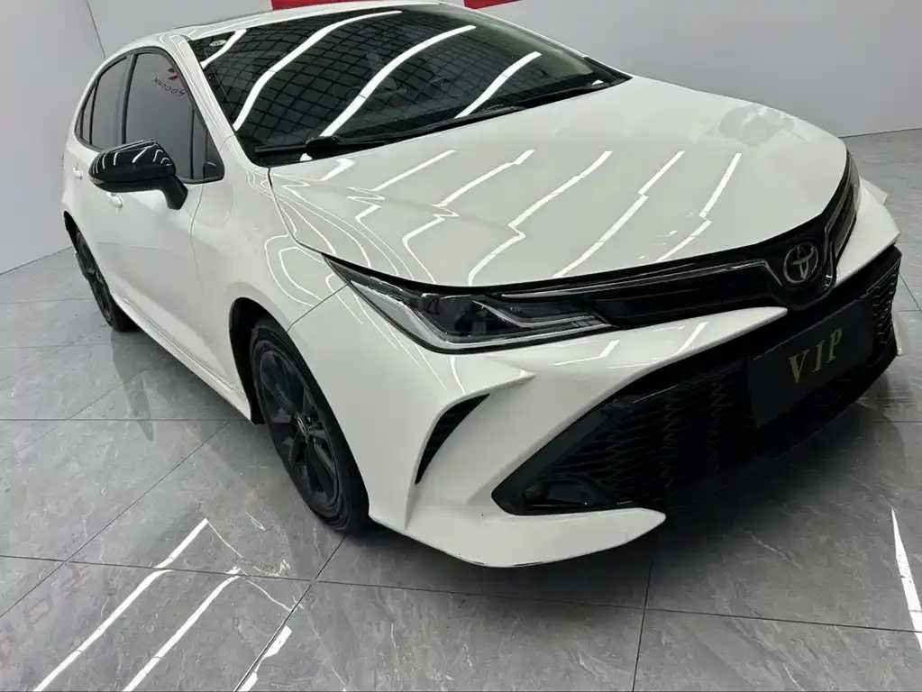 Toyota Corolla — фото 2